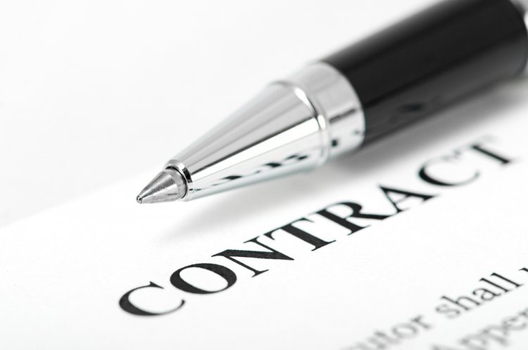 4 Types of Contracts To Know In Real Estate