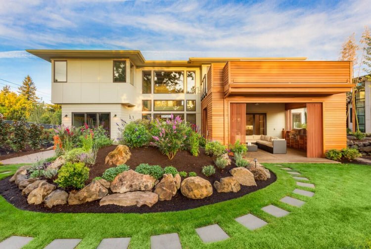 5 Brilliant Ideas for Landscaping Your Home: Enhancing Your Outdoor Space